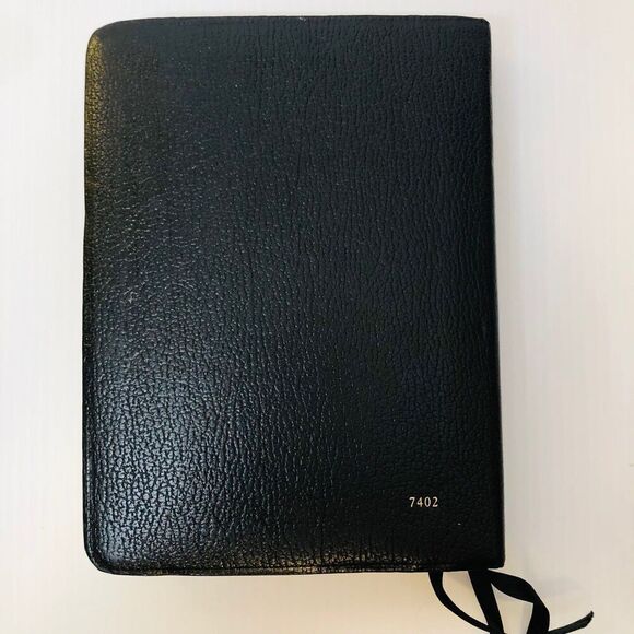 The Book of Common Prayer and Administration of the Sacraments and Other Rites - Picture 5 of 8